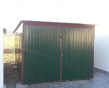 Kovinska garaža z shed strehe v RAL