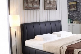 Dorian črna postelja 180x200 cm + žar